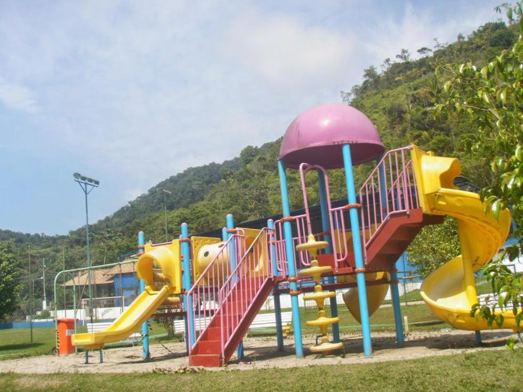 Apartamento Ubatuba Apto. Wembley Tenis Exterior foto
